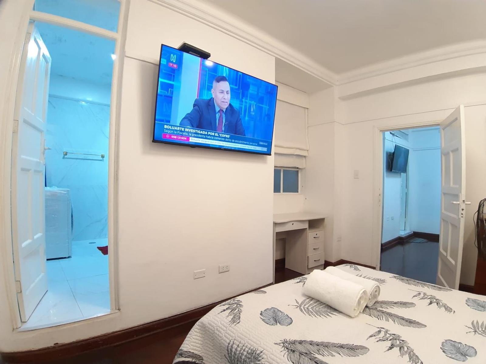 Apartamento Lindo - A 2 Cuadras De La Plaza De Armas Y Del Palacio De Gobierno Lima Eksteriør billede